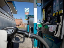 A Valero gas pump