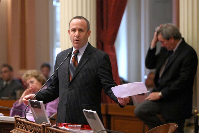 California Senate President pro Tem Darrell Steinberg speaks during a session of the California State Senate February 18, 2009 in Sacramento, California.