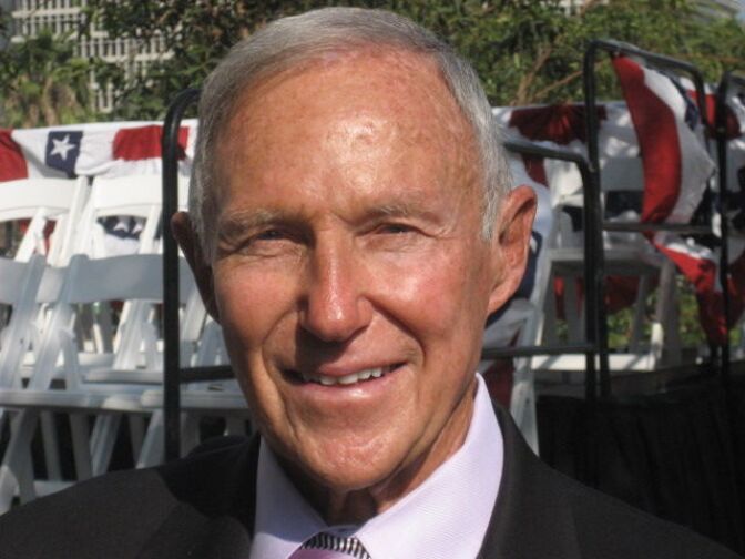Former LAPD Chief Daryl Gates at the ceremonial swearing-in of Chief Charlie Beck.