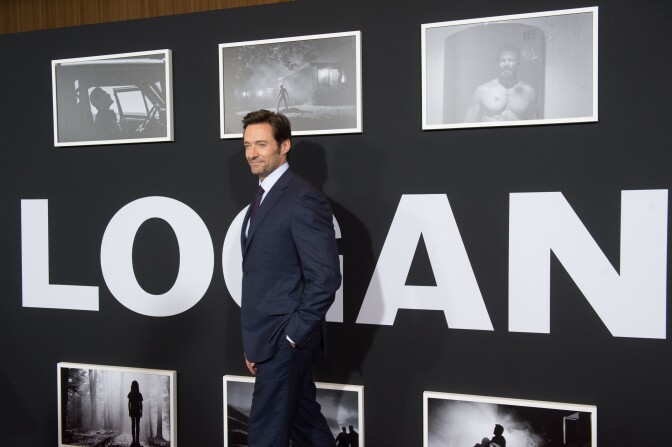 Hugh Jackman arrives for the premiere of "Logan" on February 24, 2017 in New York.  / AFP / 30203331A / Bryan R. Smith        (Photo credit should read BRYAN R. SMITH/AFP/Getty Images)