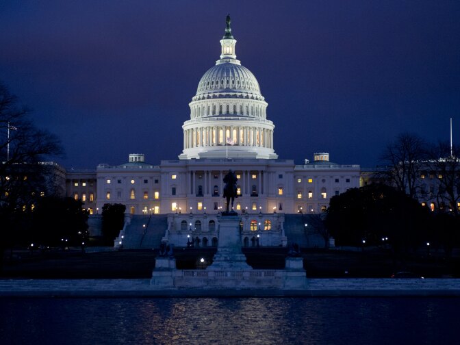 The US Capitol in Washington, DC, is seen February 28, 2013. Two competing bills aimed at averting huge spending cuts failed February 28, 2013 in the US Senate, virtually assuring that the USD 85 billion in indiscriminate, across-the-board cuts known as the sequester will kick in after the March 1, 2013 deadline. 