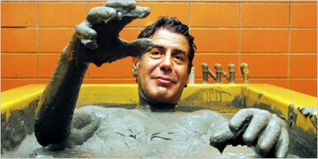 Anthony_Bourdain_back.jpg