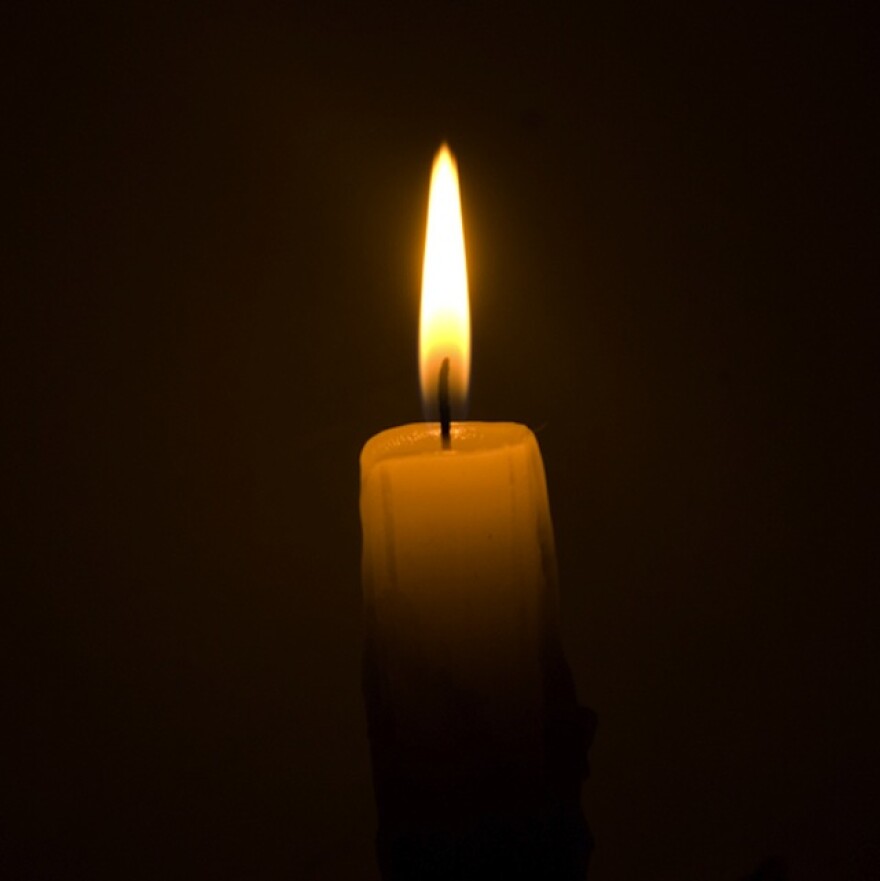 candlelight.jpg