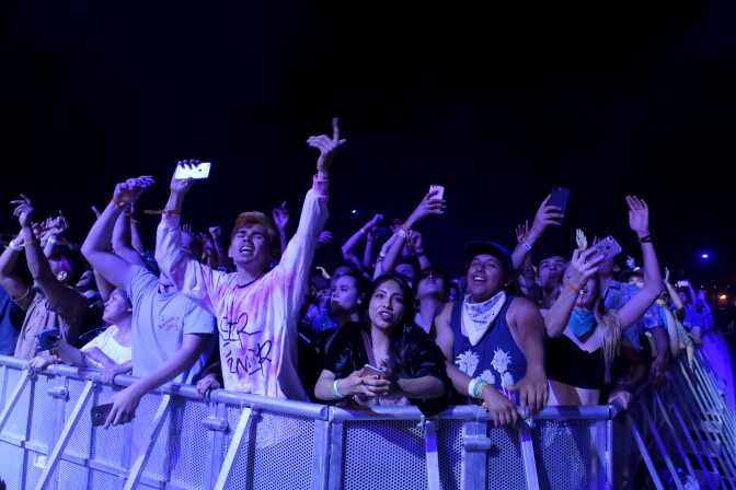 INDIO, CA - APRIL 15:  Festivalgoers attend the Outdoor Stage during day 2 of the Coachella Valley Music And Arts Festival (Weekend 1) at the Empire Polo Club on April 15, 2017 in Indio, California.  (Photo by Frazer Harrison/Getty Images for Coachella)