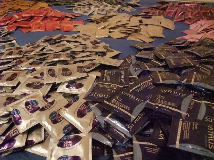 condoms.jpg