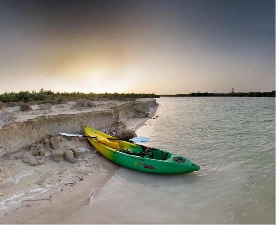 sea_kayak_ocean.jpg