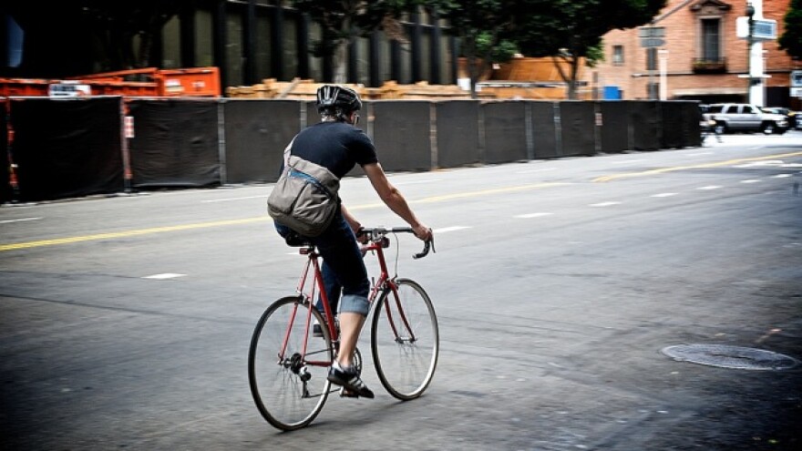 bicycle-sharing-newportbeach.jpg