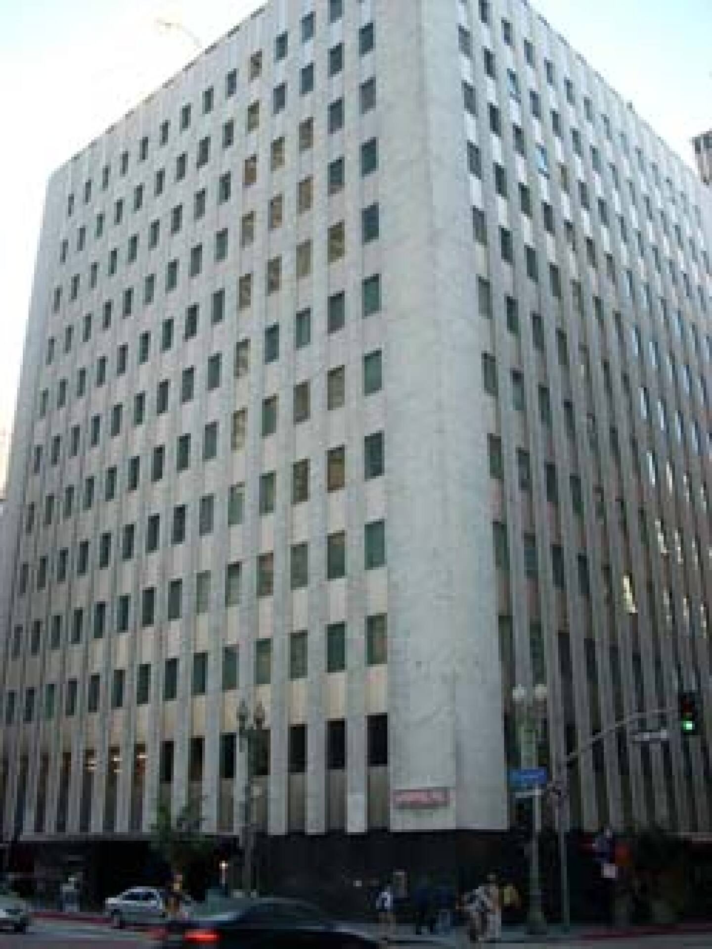 Standard_Hotel_Downtown.jpg