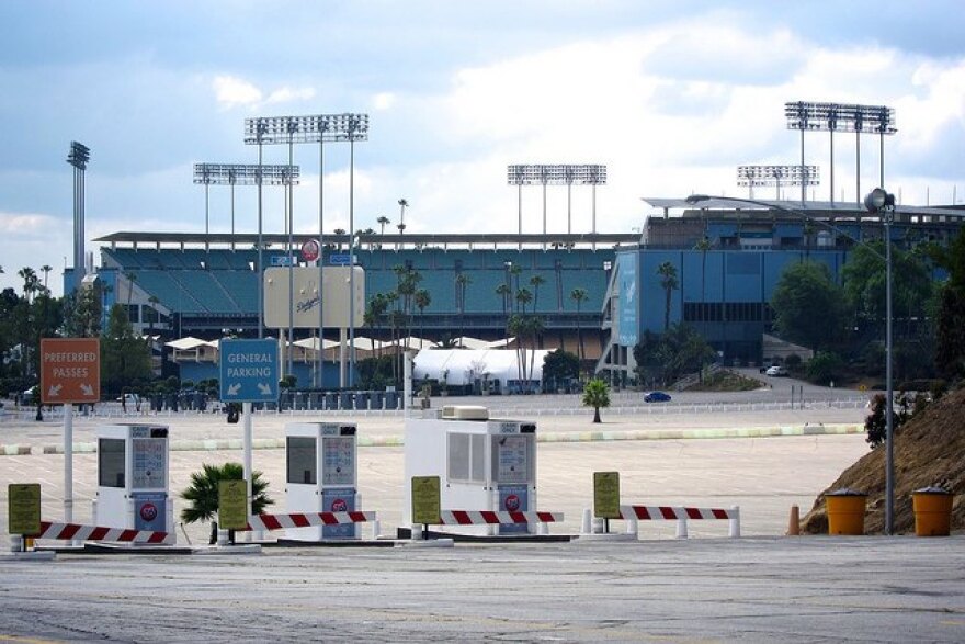 dodger-stadium-empty.jpg
