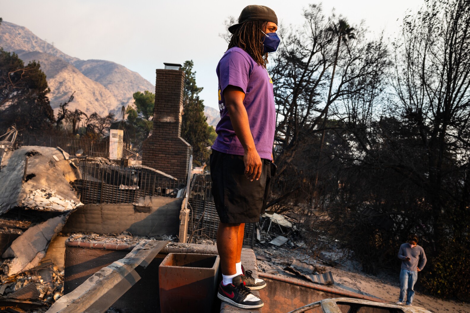 Eaton Fire reaches 89% containment with the death toll at 17 people | LAist