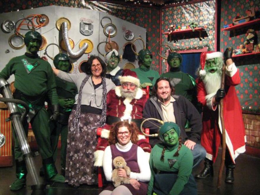 santa-claus-conquers-the-martians.jpg