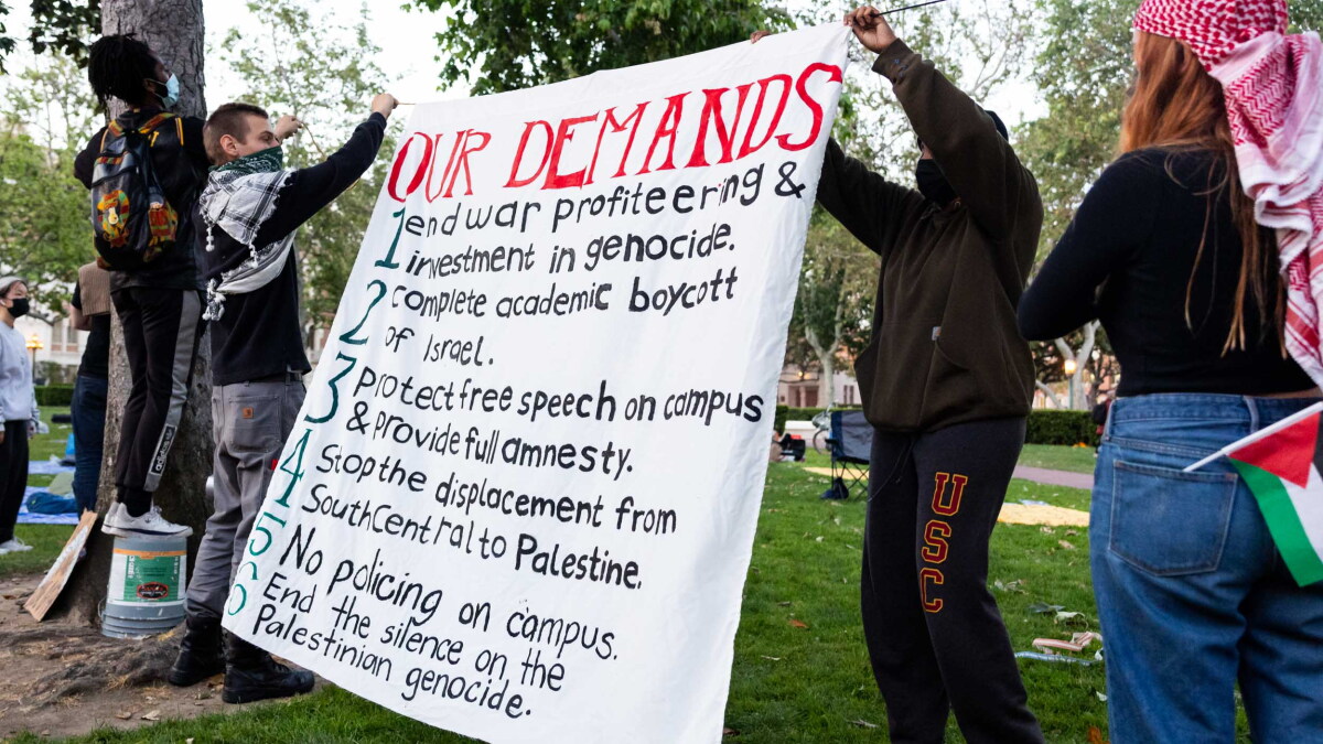 California University Students Stage Camp-Ins To Protest Israel-Hamas War - Vimarsana News