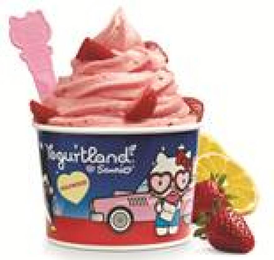 small-hellokitty-yogurtland.jpg