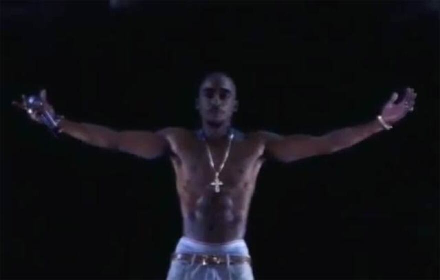 2012_03_tupac.jpg