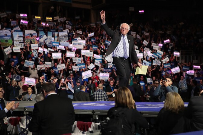 MANCHESTER, NEW HAMPSHIRE - FEBRUARY 08: Democratic presidential candidate Sen. Bernie Sanders (I-VT) waves to the crowd during the 100 Club Dinner at SNHIU on February 08, 2020 in Manchester, New Hampshire. The 2020 New Hampshire primary will take place on February 11, making it the second nominating contest for the Democratic Party in choosing their presidential candidate to face Donald Trump in the 2020 general election.  (Photo by Scott Olson/Getty Images)