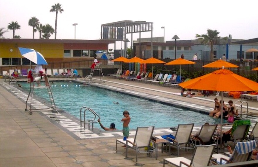 annenberg-beachhouse-pool.jpg