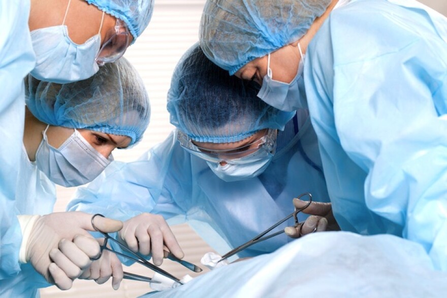 surgeons-hosptial-tools.jpg
