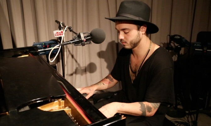 Boots performs for the podcast Sideshow from PRI and Studio 360. 