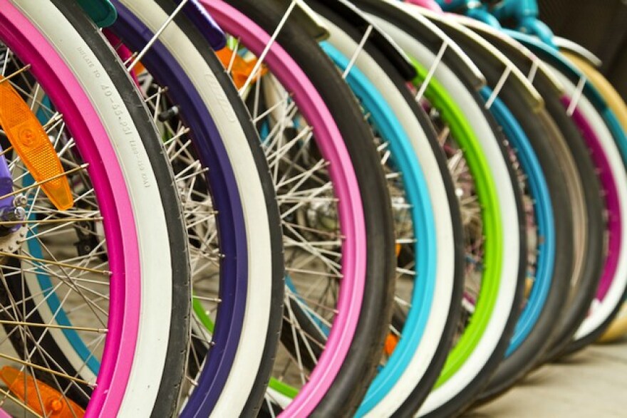 detail-bicycle-wheels.jpg