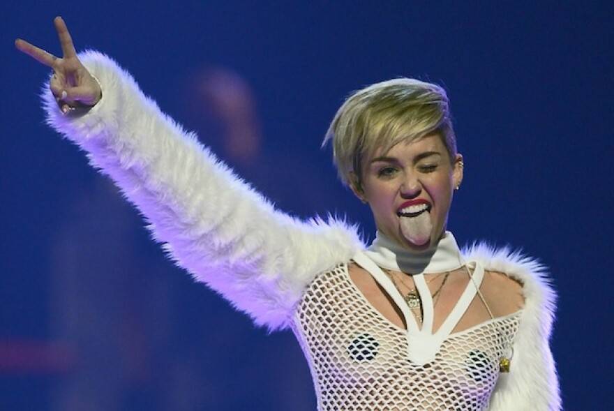 Miley Cyrus Gets Offer To Direct A Porn | LAist