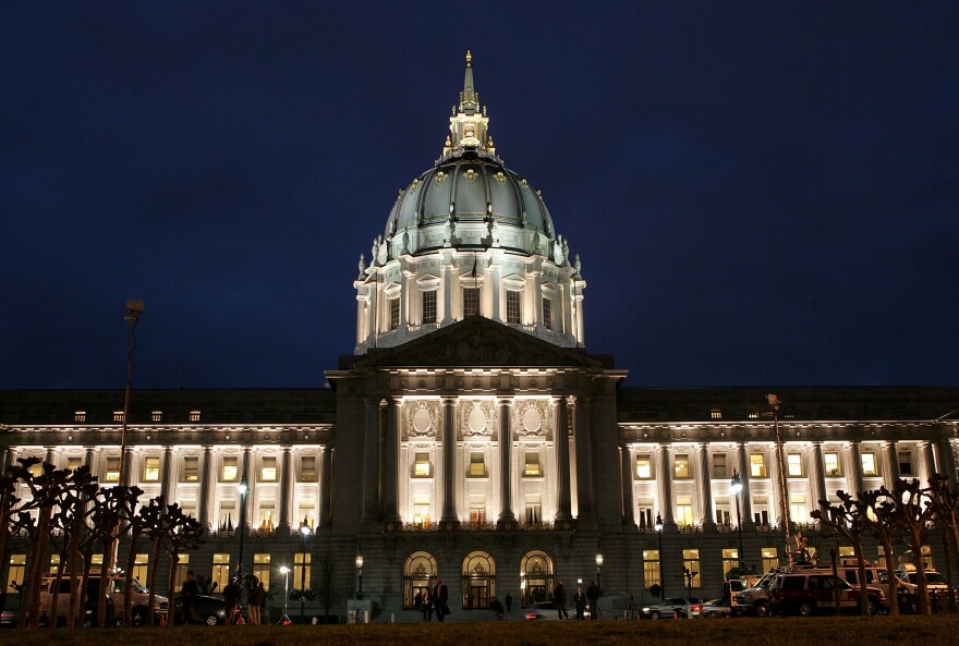 A view of San Francisco City Hall February 1, 2007. (Photo by Justin Sullivan/Getty Images)