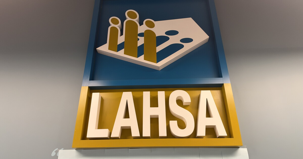 Judge keeps Trump suspension of LAHSA on hold as key homelessness roles shift to LA County