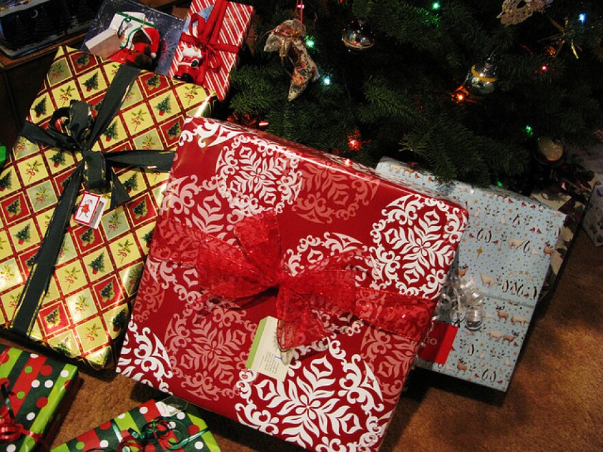 holidaygifts.jpg