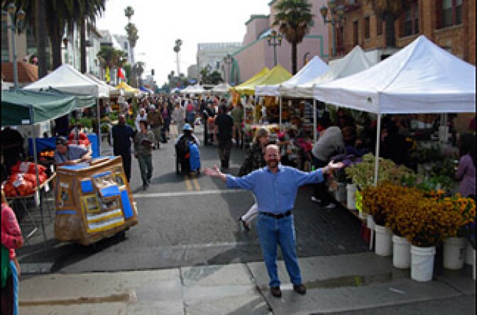 Russ Parsons at the Santa Monica Farmer's Market after being named to the James Beard Foundation's Who's Who.