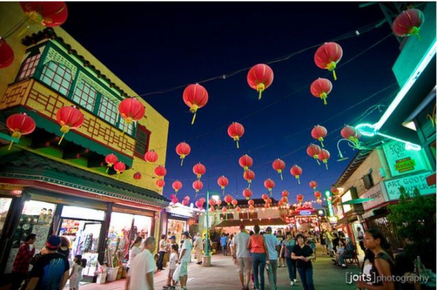 chinatown_summer_nights_2.jpg
