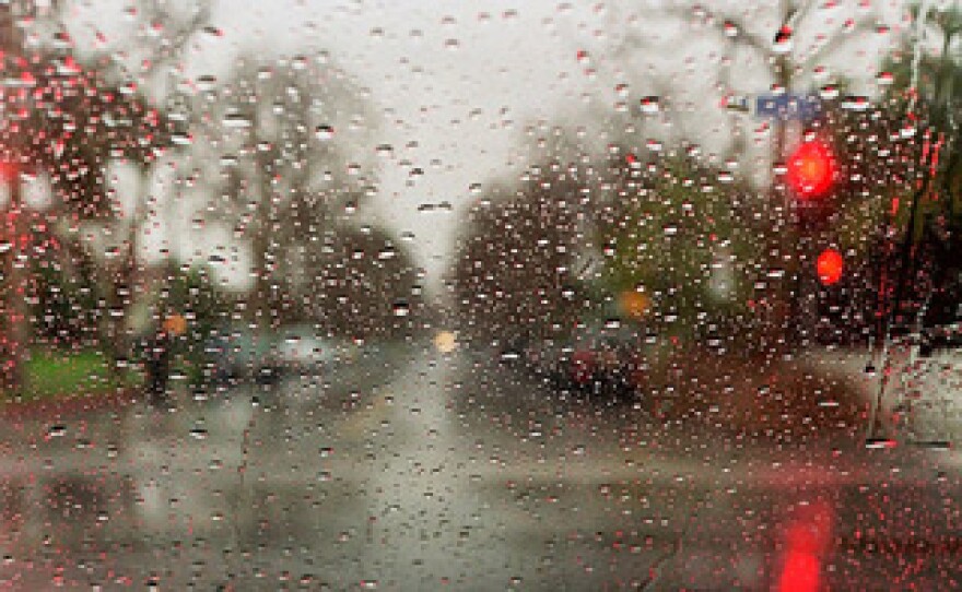 rain_crescenthts.jpg