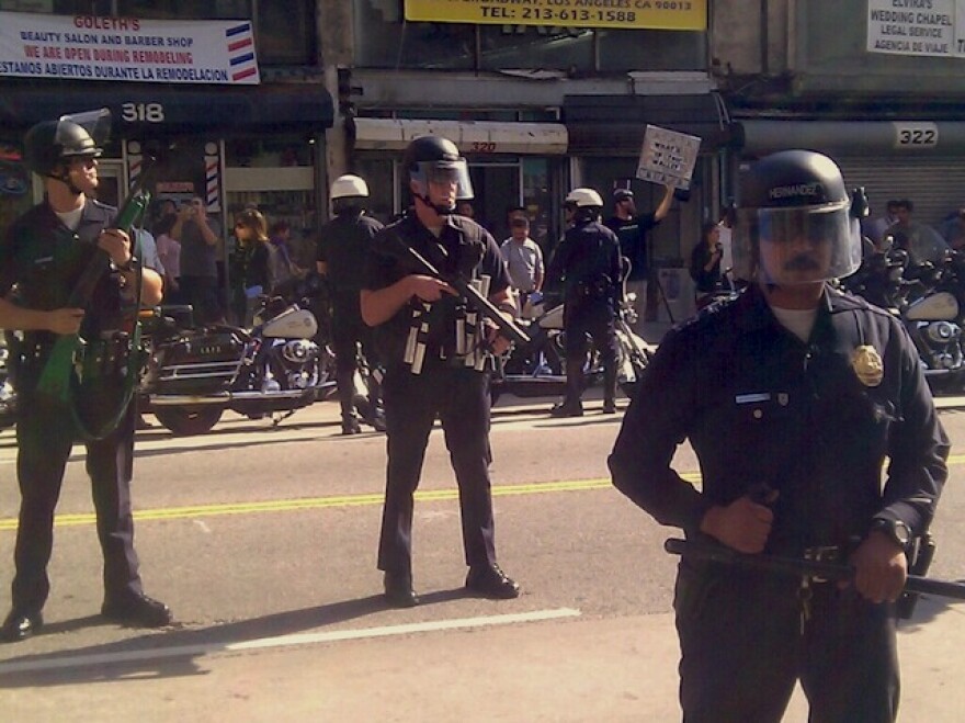 lapd-riotgear-bway-nov17.jpg