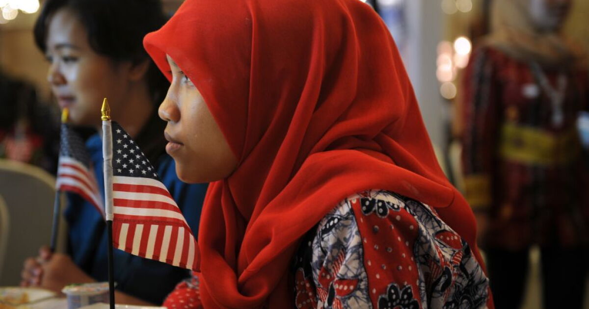 CAIR releases report on bullying of Muslim students in California | LAist