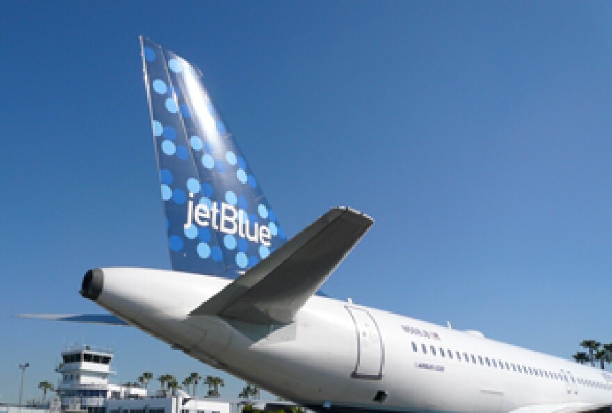 JetBlue_LGB.jpg