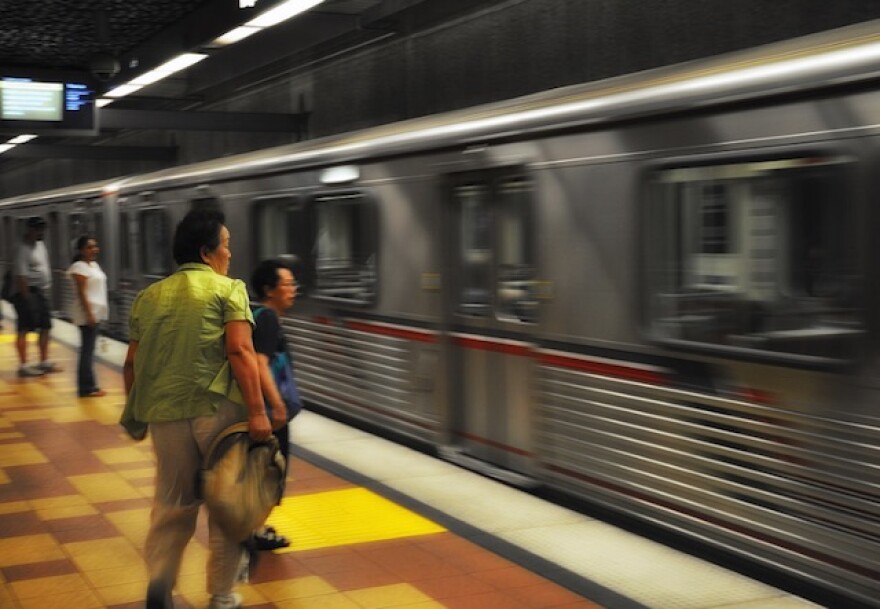 metro_blur.jpg