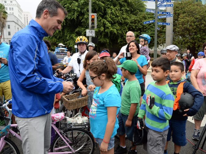 Mayor Eric Garcetti participating in CicLAvia. 