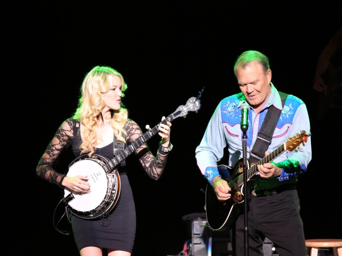 Glen Campbell and daughter Ashley Campbell.