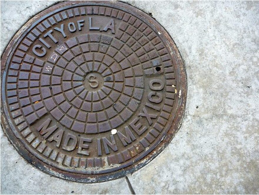 manhole-cityofla-madeinmexico.jpg