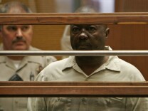 File: Suspected killer Lonnie David Franklin Jr., dubbed the "Grim Sleeper" for a 13-year break between his strings of murders, is pictured during his arraignment in Los Angeles Criminal Courts on July 8, 2010.  Franklin was arrested at his home in southern Los Angeles on July 7, 2010 on suspicion of being "related" to the Grim Sleeper killings.