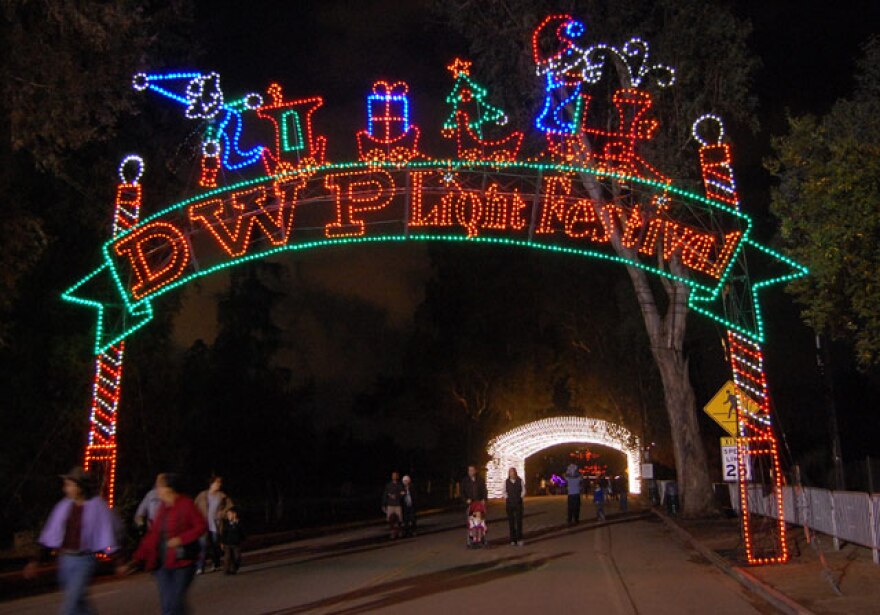 DWP_light_fest_08.jpg