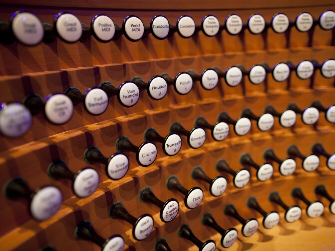 The organ at Walt Disney Concert Hall can produce a variety of instrumental sounds, from the tiniest piccolo to sub-woofer basses.