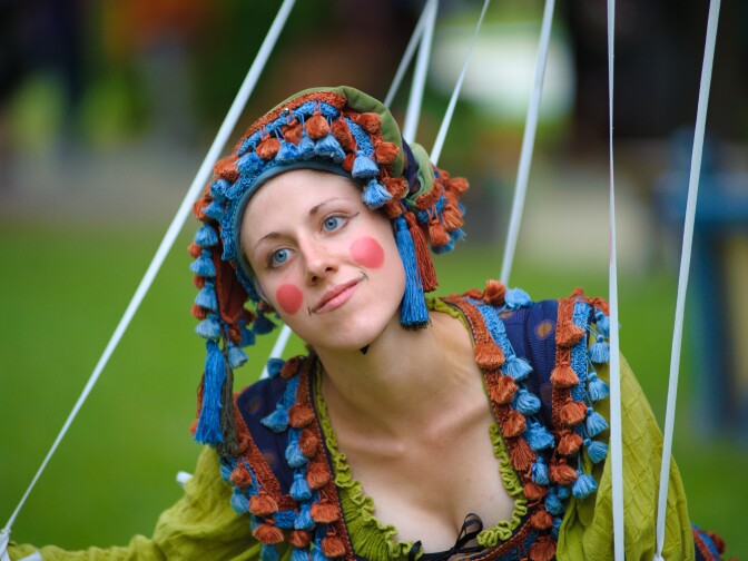 A performer at the 2010 Bristol Renaissance Faire.