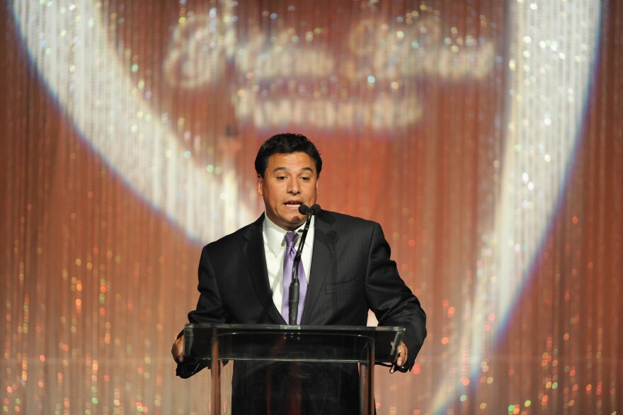 BEVERLY HILLS, CA - MAY 09:  Councilman Jose Huizar speaks at The Midnight Mission's 11th Annual Golden Hearts Awards on May 9, 2011 in Beverly Hills, California.  (Photo by Alberto E. Rodriguez/Getty Images) *** Local Caption *** Jose Huizar;