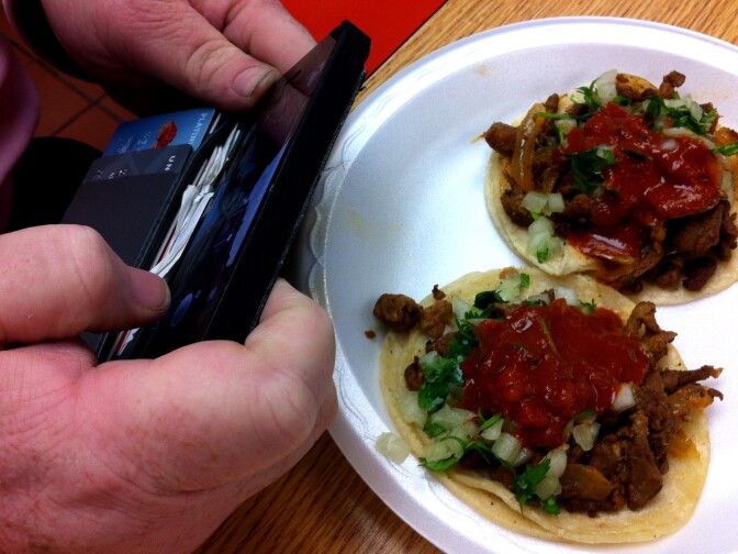 Even Pulitzer Prize-winning LA Times food writer Jonathan Gold Tweets his food! He's photographing tacos at King Taco #1 in Cypress Park. Founder Raul Martinez, Sr. died Tuesday.