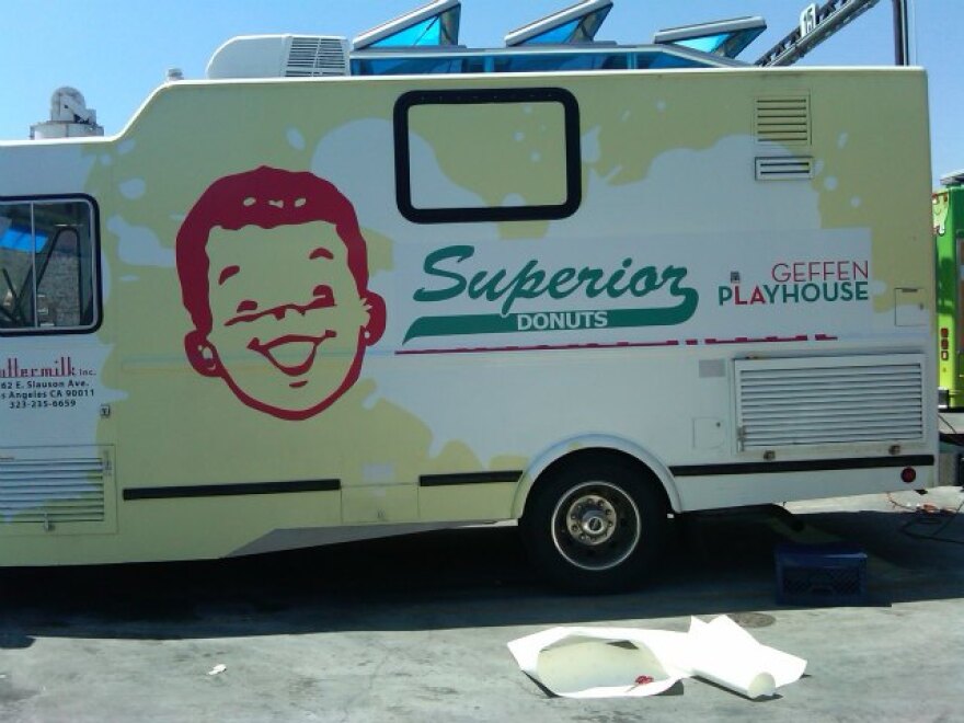 Superior_Donuts3.jpg