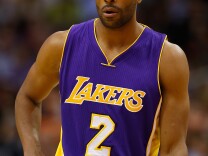 PHOENIX, AZ - OCTOBER 29:  Wayne Ellington #2 of the Los Angeles Lakers during the NBA game against the Phoenix Suns at US Airways Center on October 29, 2014 in Phoenix, Arizona. The Suns defeated the Lakers 119-99. NOTE TO USER: User expressly acknowledges and agrees that, by downloading and or using this photograph, User is consenting to the terms and conditions of the Getty Images License Agreement.  (Photo by Christian Petersen/Getty Images)