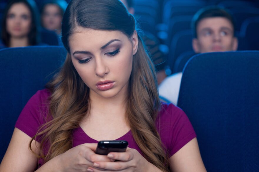 moviegoer_phone.jpg