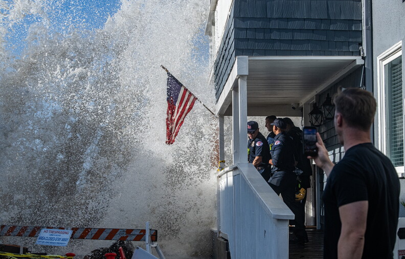 Hurricane Rachel Intensifies Waves, Causing Severe Damage and Flooding on Los Angeles Peninsula