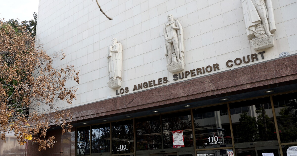 Some court-watchers say LA judges are setting higher bail for Latinos