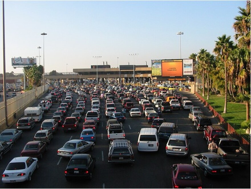 san-ysidro-crossing.jpg
