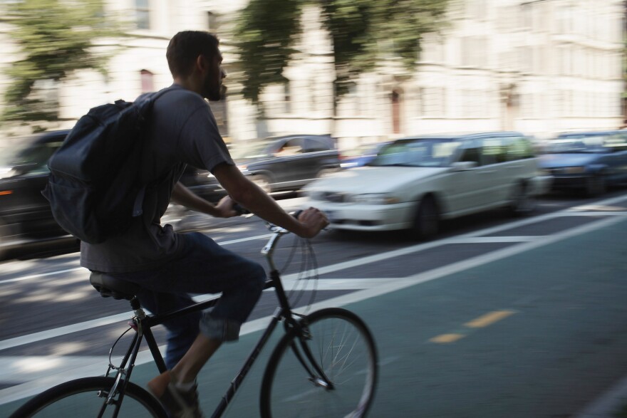 Will a mandated three-foot buffer between cyclists and motorists make biking in LA safer?